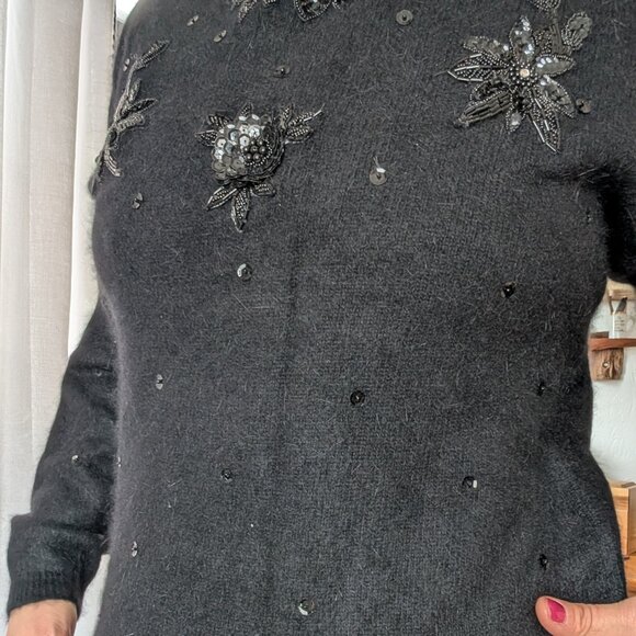 SHIMMERSTRAVAGNZA Rafella - Vintage 80s 90s NWOT Angora wool beaded sweater - M - Picture 3 of 5